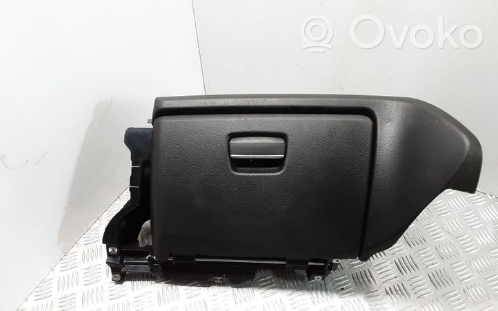 BMW 1 E82 E88 Glove box set 6982804