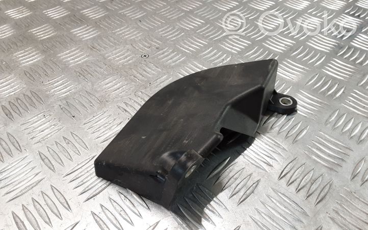 Lexus LS 460 - 600H Altra parte del vano motore 5385550010