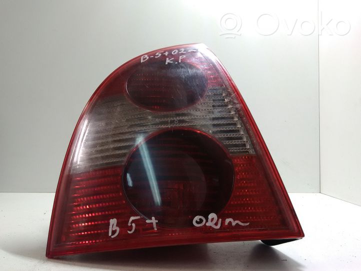 Volkswagen PASSAT B5.5 Lampa tylna 3B5945095AE