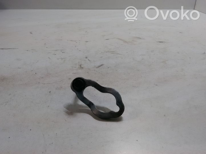 Volvo S60 Support de pince d'injecteur de carburant 