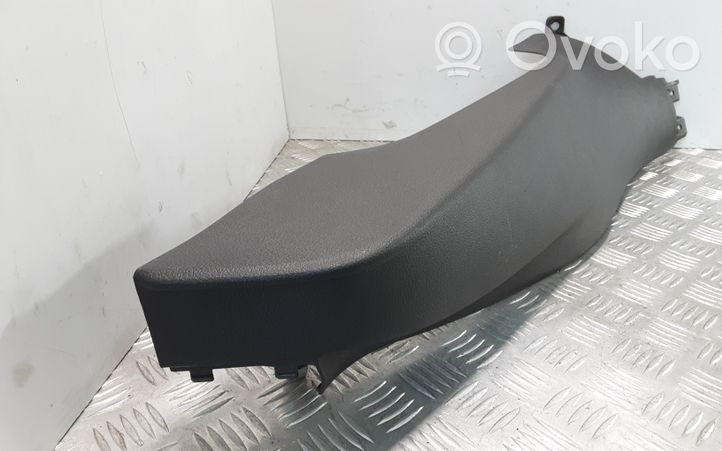 Volkswagen Golf VII Rivestimento superiore laterale del sedile posteriore 5G6867766E