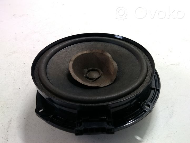 Seat Ibiza III (6L) Enceinte de porte arrière 6L0035412A