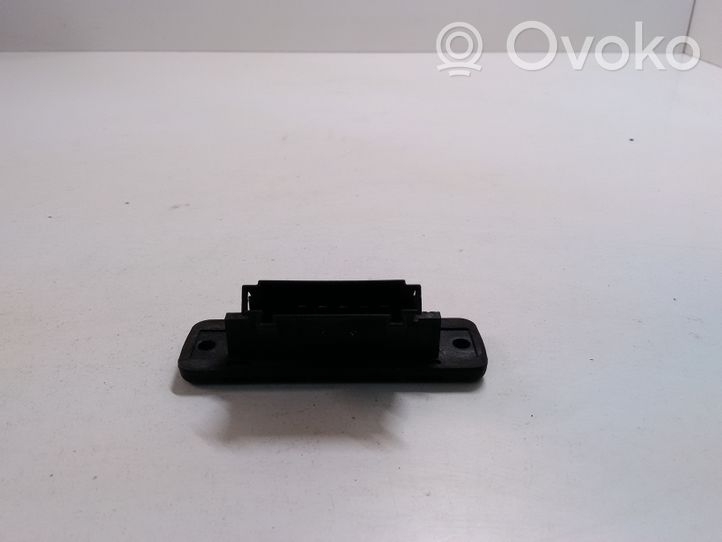 Mercedes-Benz Vito Viano W639 Takaoven anturi 6398200011