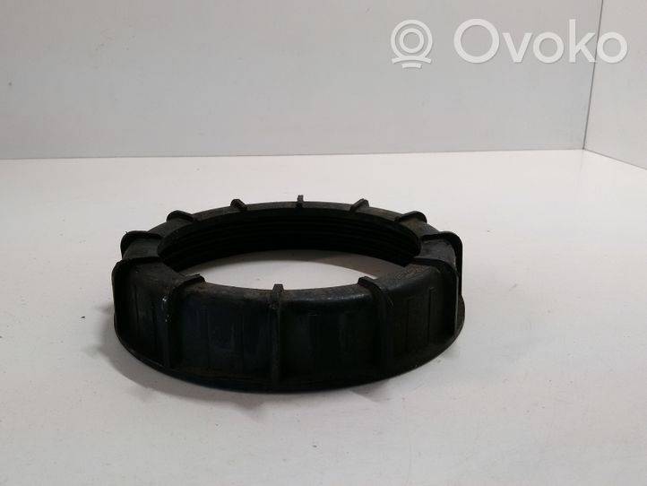 Ford Mondeo MK IV Anello/dado di bloccaggio della vite della pompa del carburante nel serbatoio 6G919C385AC