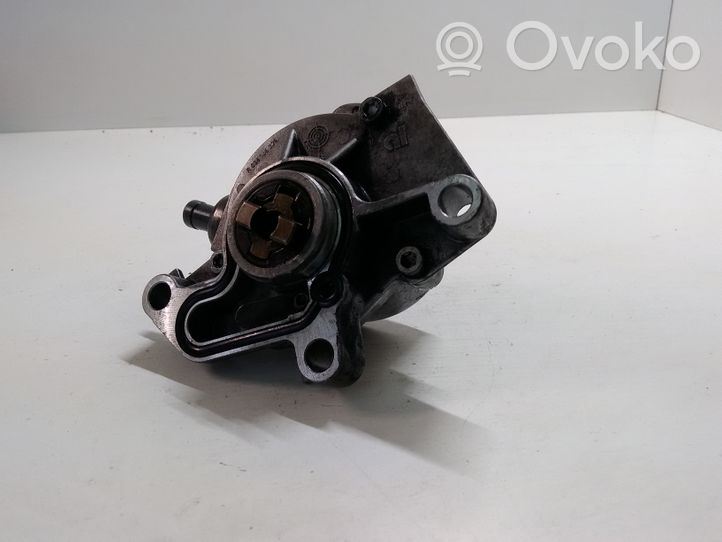 Volkswagen Golf IV Unterdruckpumpe Vakuumpumpe 038145101B