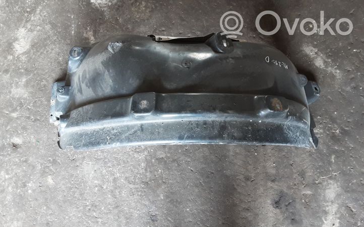 Mercedes-Benz ML W163 Rivestimento paraspruzzi passaruota anteriore 1638840822