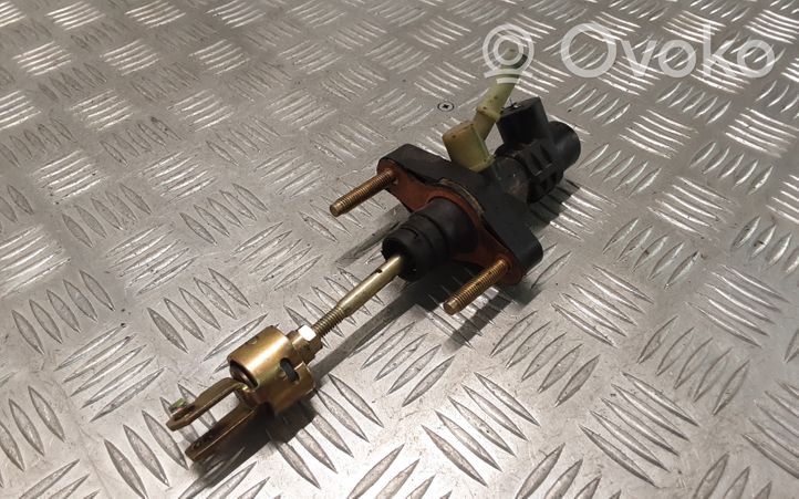 Toyota Corolla Verso E121 Główny cylinder sprzęgła 