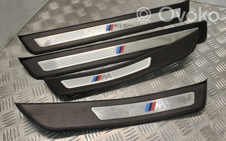 BMW 5 F10 F11 Sliekšņu apdares komplekts (iekšējais) 51478050051