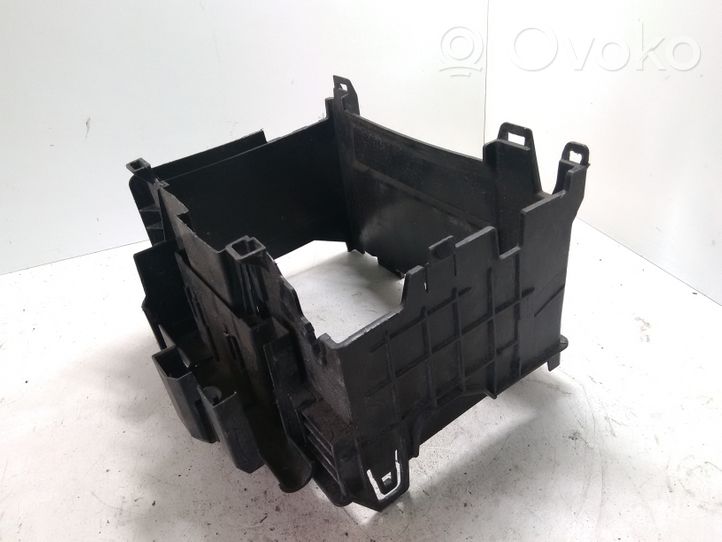 Renault Clio III Support boîte de batterie 8200314272