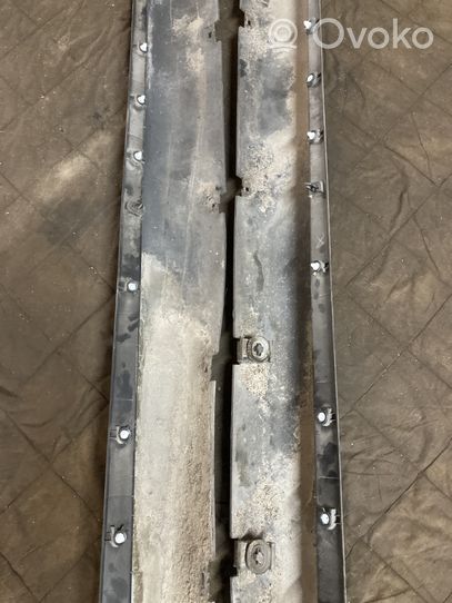 Citroen C5 Garniture, jupe latérale/bas de caisse avant 9681060180