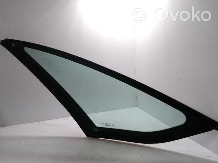 Citroen C4 Grand Picasso Front triangle window/glass 