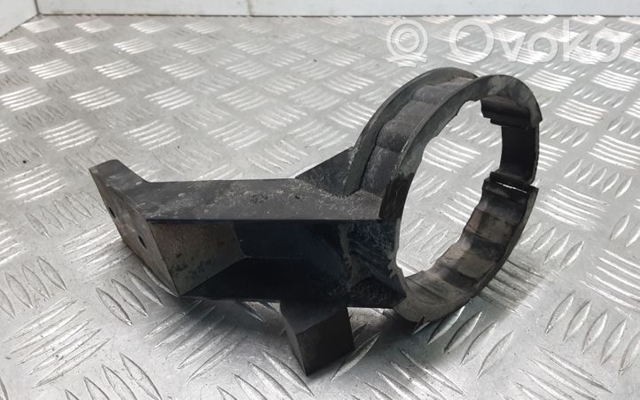 Citroen C8 Support de pompe de direction assistée 1474639080