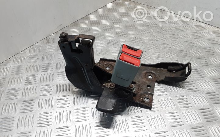 Volkswagen Touareg I Boucle de ceinture de sécurité arrière centrale 7L0857822B