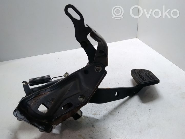 Toyota Land Cruiser (J150) Brake pedal 