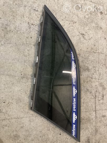 Mercedes-Benz E W212 Fenêtre latérale avant / vitre triangulaire A2126702600