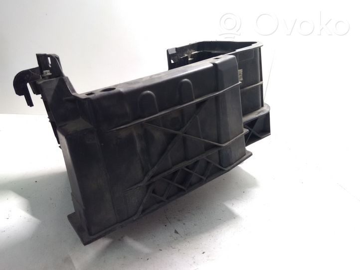 Renault Latitude (L70) Support boîte de batterie 244311970R