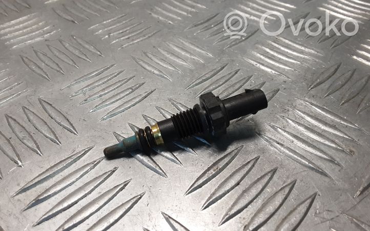 BMW 3 F30 F35 F31 Sensore temperatura del liquido di raffreddamento 7797957