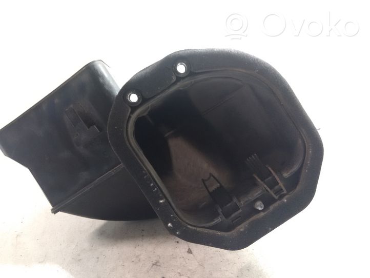 Porsche Cayenne (9PA) Parte del condotto di aspirazione dell'aria 7L0819049