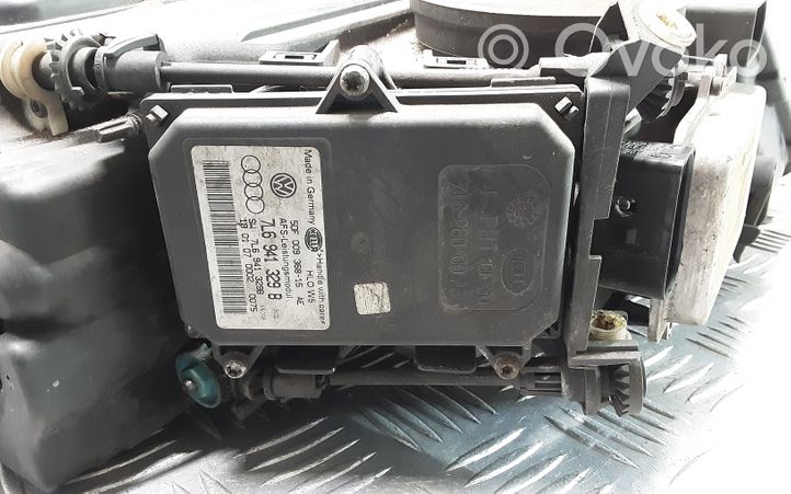 Volkswagen Touareg I Scheinwerfer 7L6941031C