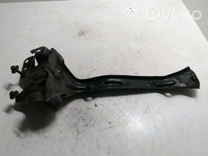 Volkswagen Touareg I Staffa del pannello di supporto del radiatore 7L0805799