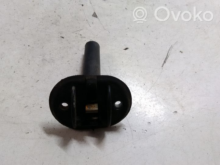 Volkswagen Touareg I Verrouillage du bouchon du réservoir de carburant 7L0810899