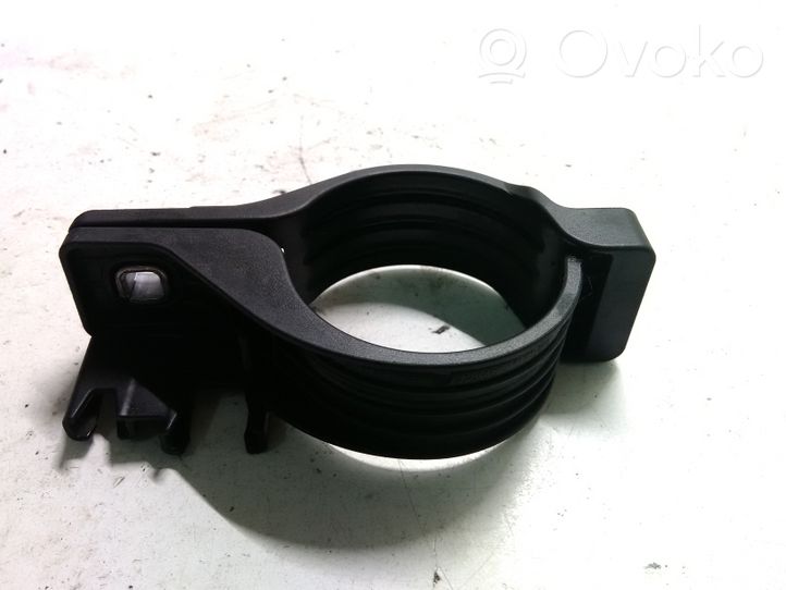 BMW 5 F10 F11 Staffa/supporto di montaggio del filtro carburante 70349751