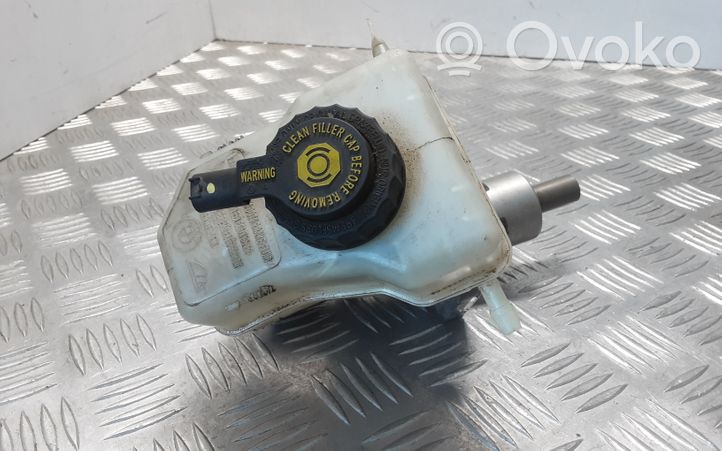 BMW X1 E84 Główny cylinder hamulca 03350886541