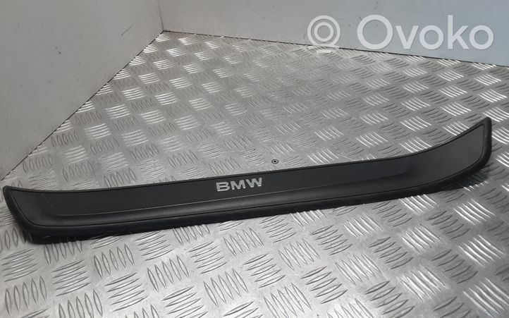 BMW X1 E84 Listwa progowa przednia 2990843