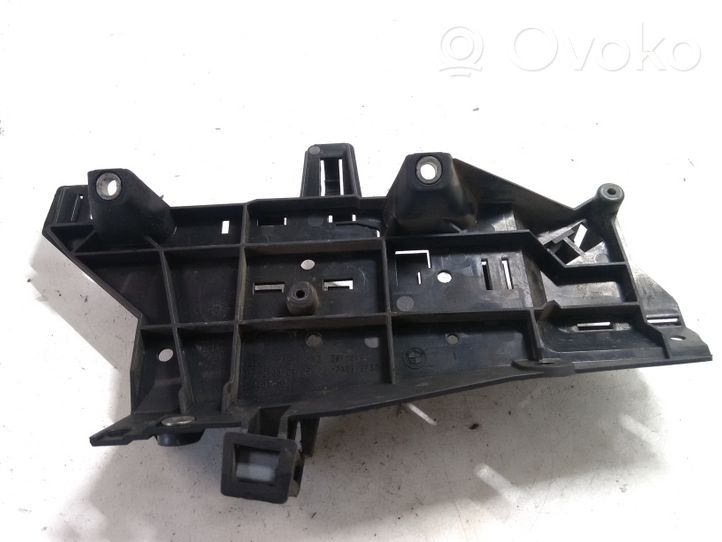 BMW 1 F20 F21 Altra parte del motore 7811112