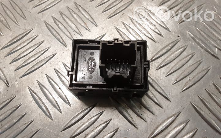 Land Rover Evoque I Interruptor para abrir la puerta trasera 1ADSAL538BDB