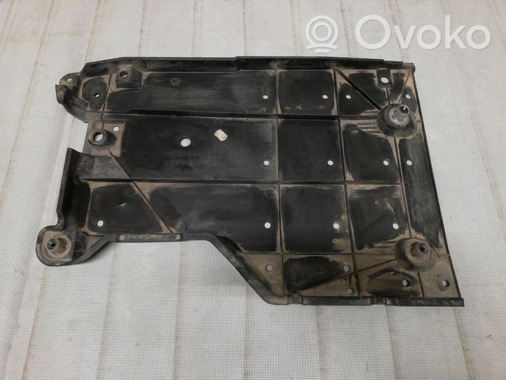 Toyota Auris E180 Vidurinė dugno apsauga 5816602030