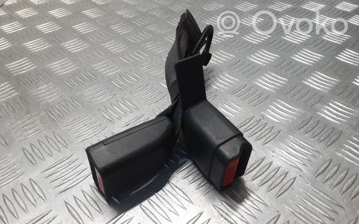 Toyota Auris E180 Boucle de ceinture de sécurité arrière centrale 308826110