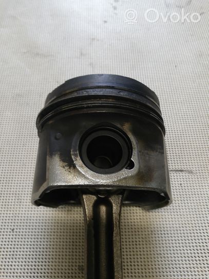 KIA Sportage Piston avec bielle D4FE