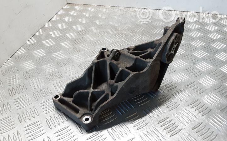 Land Rover Discovery 3 - LR3 Soporte del alternador 4H2Q10239EB