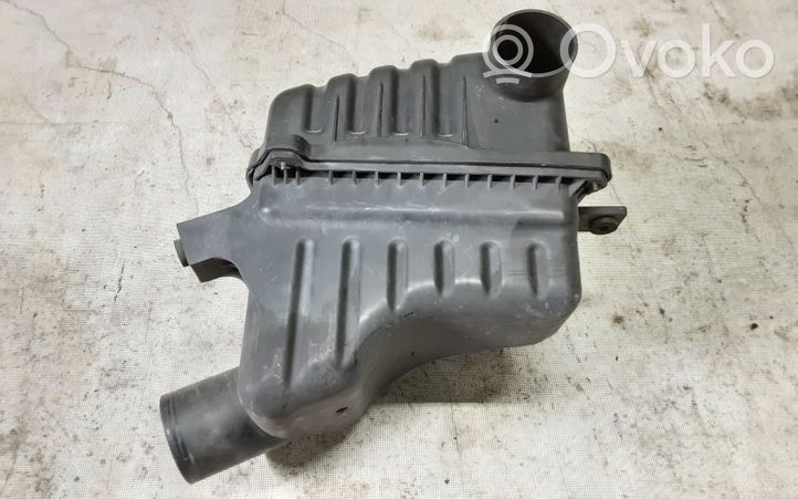 Chevrolet Captiva Luftfilterkasten 96628880