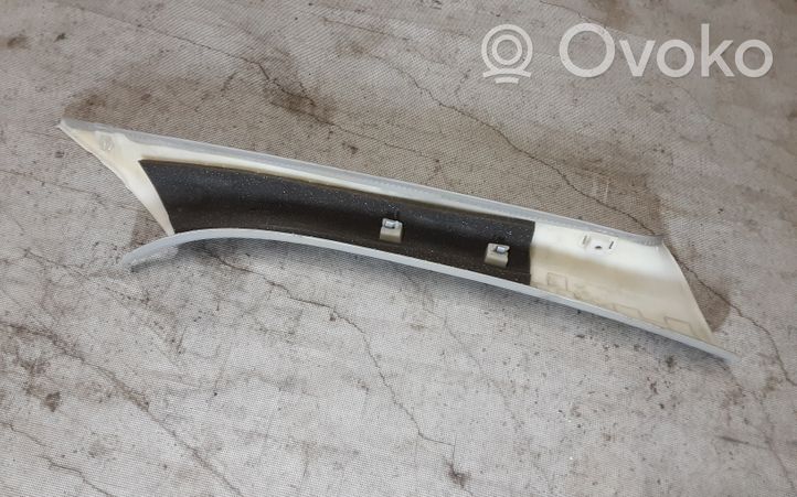 Volvo V40 Rivestimento montante (A) 31102345