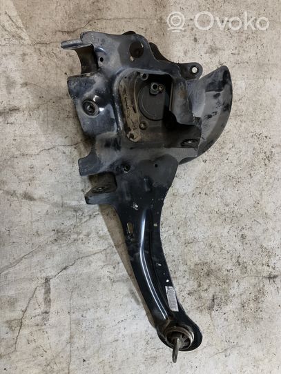 Volvo V40 Pivot de moyeu arrière P31360696