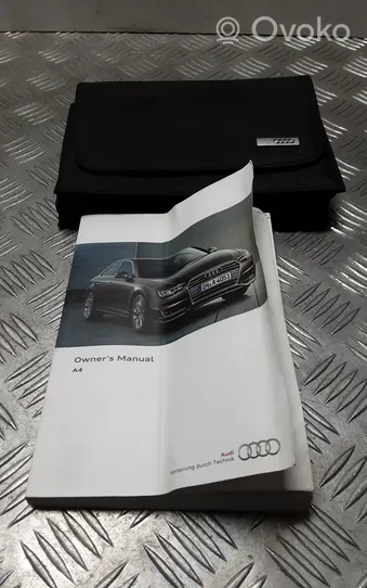 Audi A4 S4 B9 Libretto di servizio dei proprietari 8W0012720AD