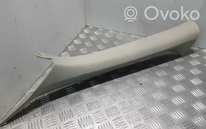 Volvo V40 Rivestimento montante (A) 31102345