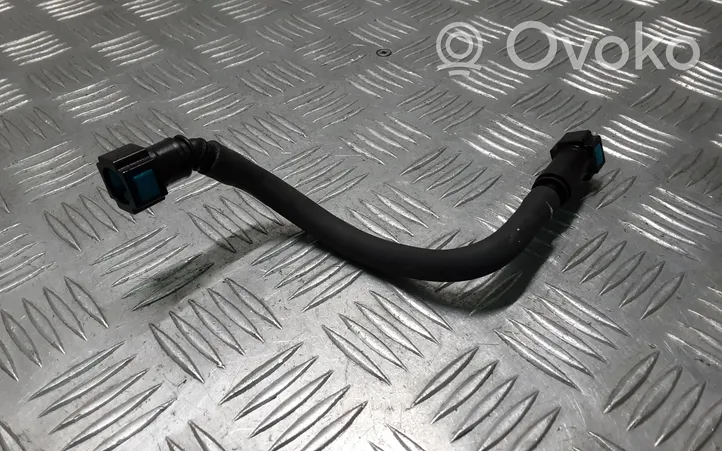 Volvo V40 Tuyau d'alimentation conduite de carburant 31432135