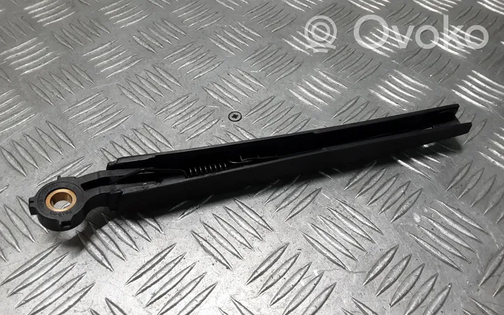 Volkswagen Touran II Rear wiper blade arm 