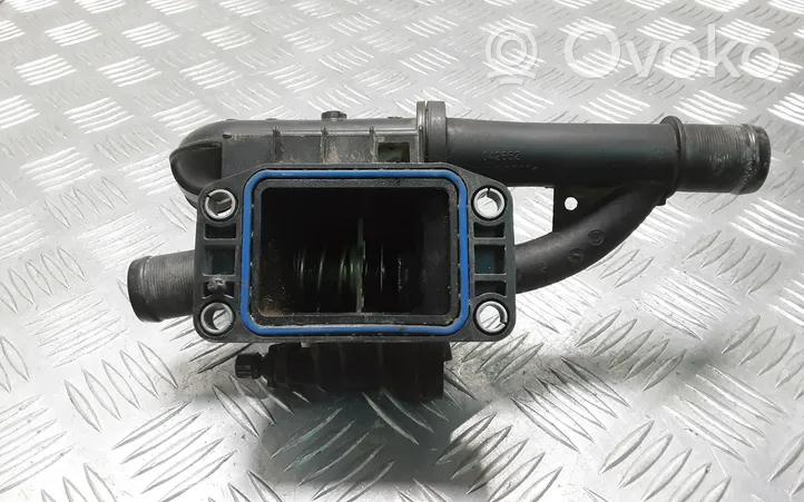 Volvo V40 Boîtier de thermostat / thermostat 9670253780