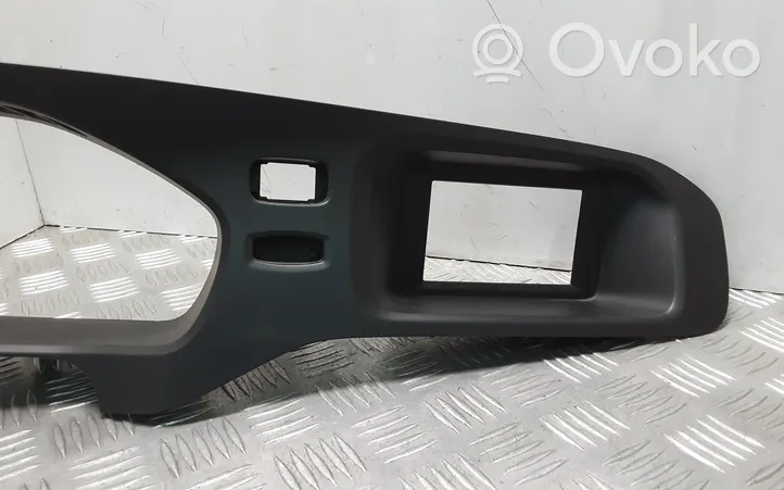 Volvo V40 Cornice cruscotto 31389537