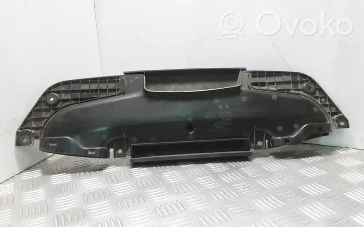 Volvo V40 Staffa del pannello di supporto del radiatore parte superiore 31319357