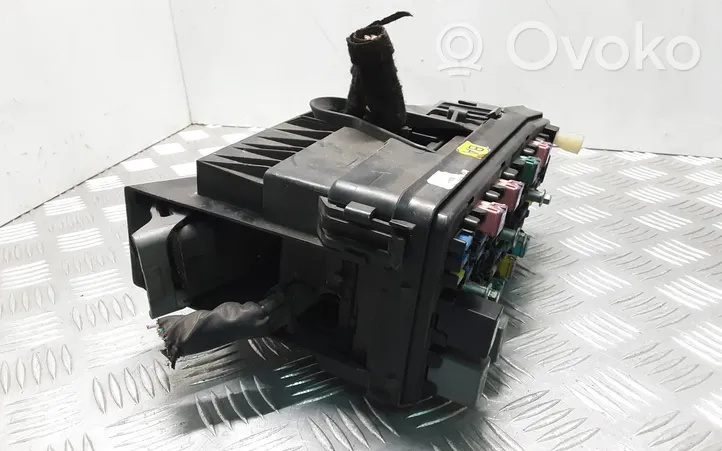 Chevrolet Captiva Fuse module 