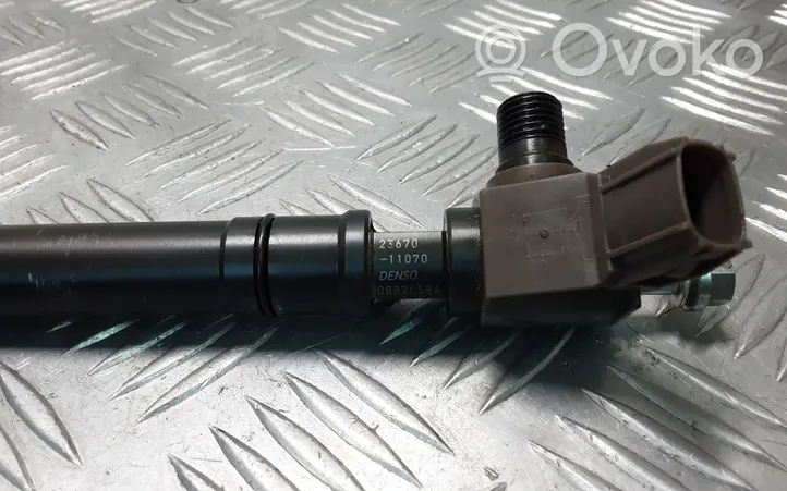 Toyota Land Cruiser (J150) Fuel injector 2367011070