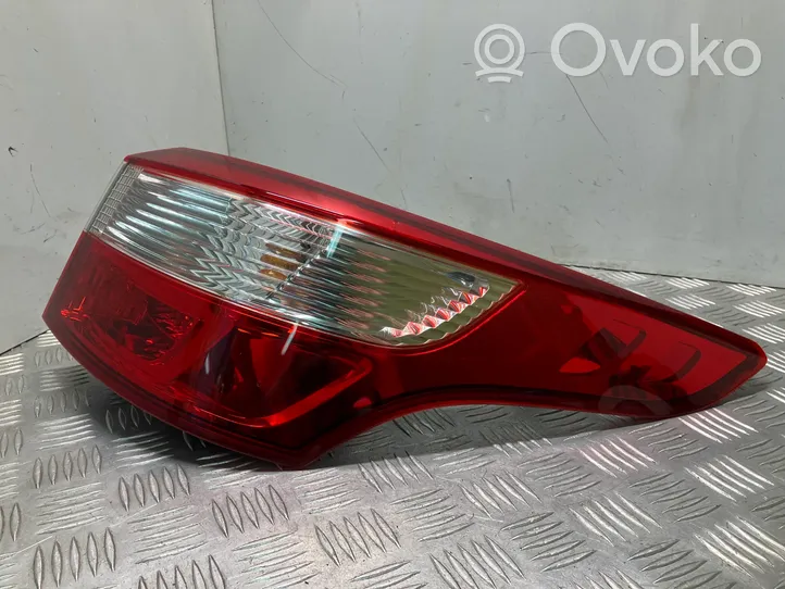 Renault Latitude (L70) Rear/tail lights 265500029R