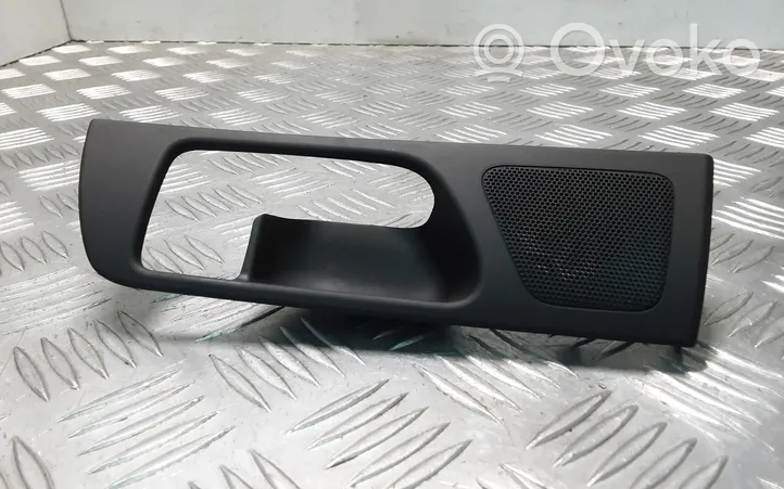 Toyota Avensis T250 Altro elemento di rivestimento della portiera posteriore 6761705040