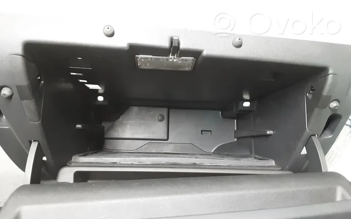 Volvo XC60 Glove box set 30755651