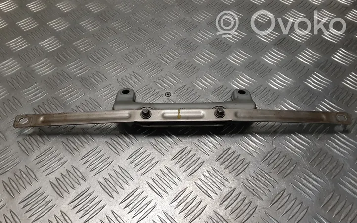 BMW 7 F01 F02 F03 F04 Soporte de apoyo/base del silenciador 